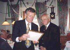 Matthias Friedl erhält die Bürgermedaille der Gemeinde Alling